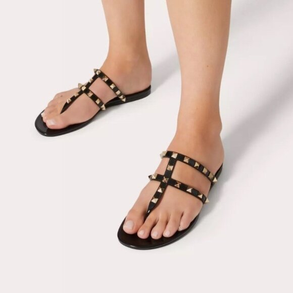 Valentino Garavani Jelly Rockstud Thong Sandals - Picture 1 of 4